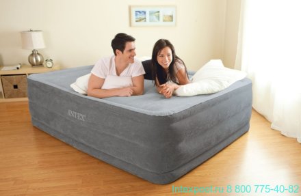 Двуспальная надувная кровать Premium Comfort Airbed Intex 64418 c встроенным электронасосом