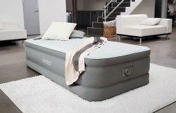 Односпальная кровать Premaire I Elevated Airbed Twin с встроенным насосом Intex 64902